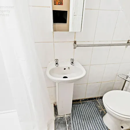 Cosy Tottenham Apartment Sleeps 4 London Exterior photo